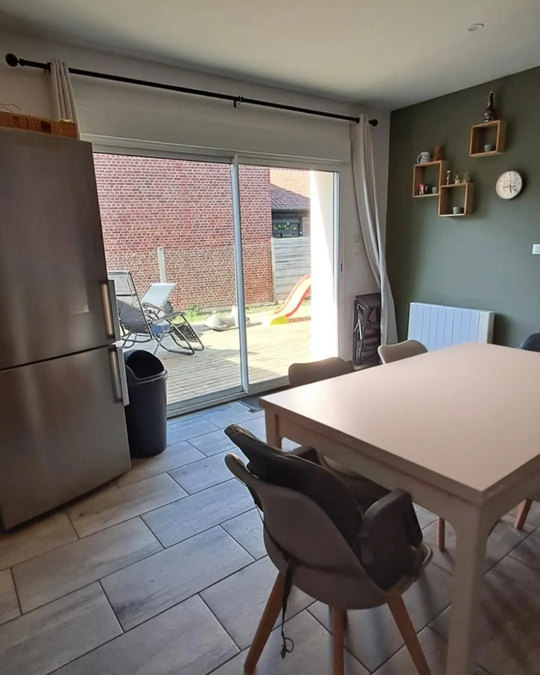 Maison rénovée avec jardin, garage et 3 chambres à Bohain proche Fresnoy-le-Grand 