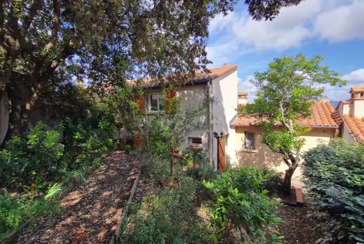 Villa 4 pièces à Maureillas Las Illas avec jardin et garage 