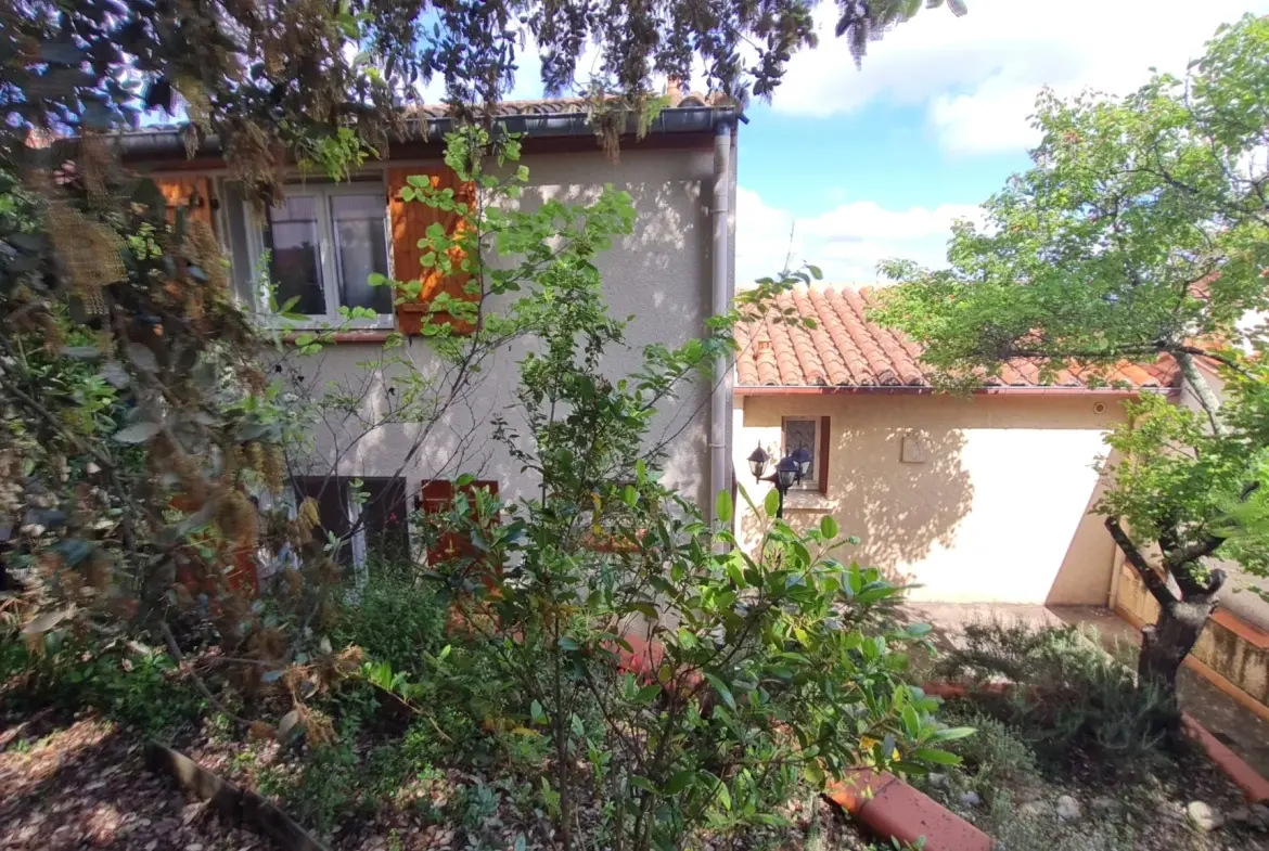 Villa 4 pièces à Maureillas Las Illas avec jardin et garage 