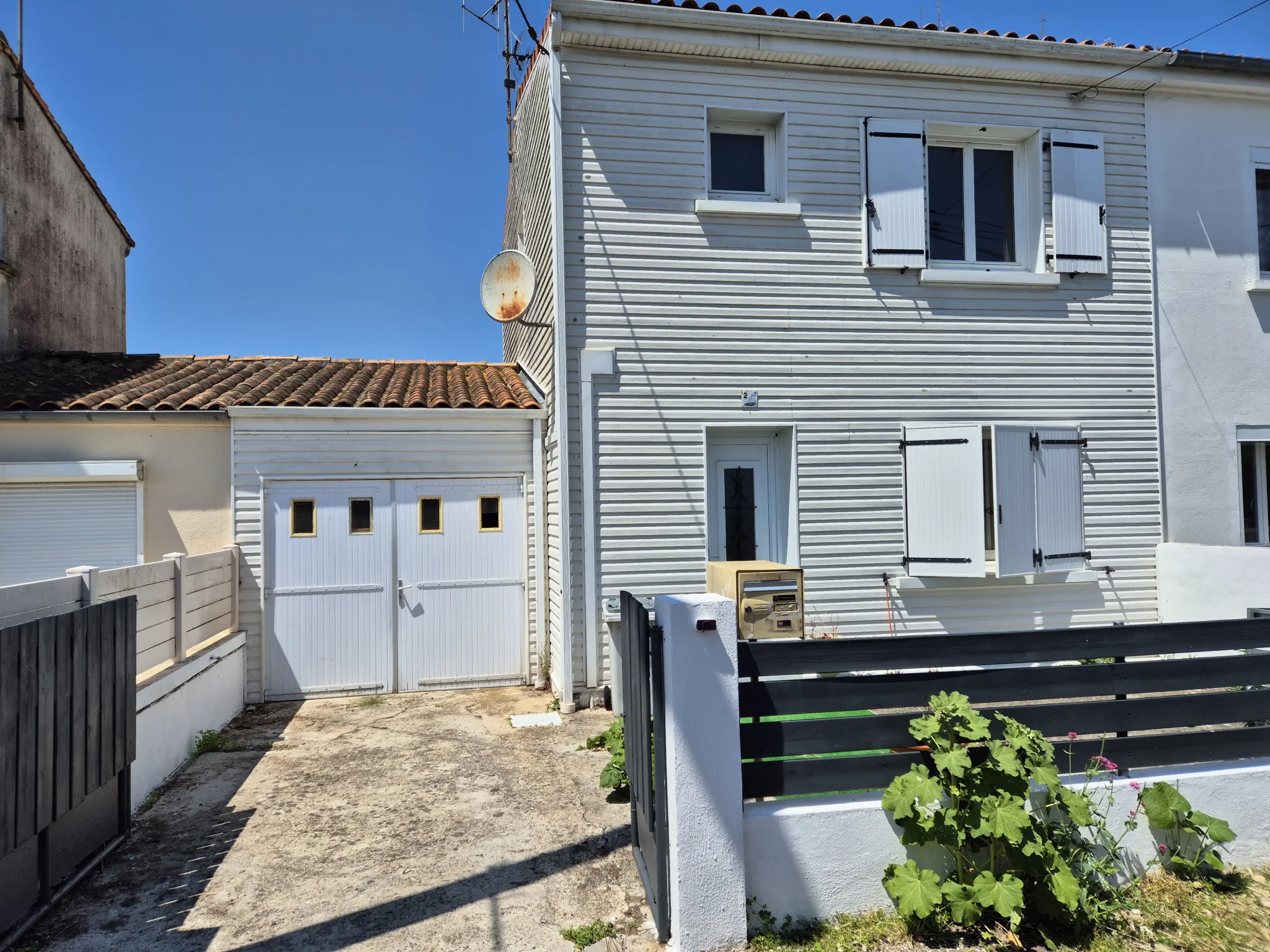 Maison T4 avec jardin, garage et vue mer à Fouras 