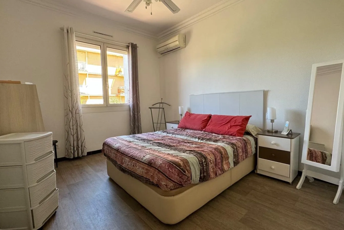 Maison 2 Faces avec 3 Chambres, Garage et Terrasse à Perpignan 
