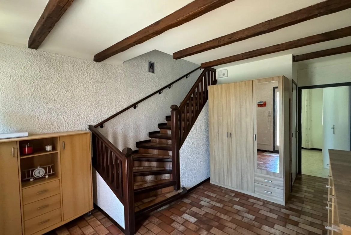 Maison 2 Faces avec 3 Chambres, Garage et Terrasse à Perpignan 