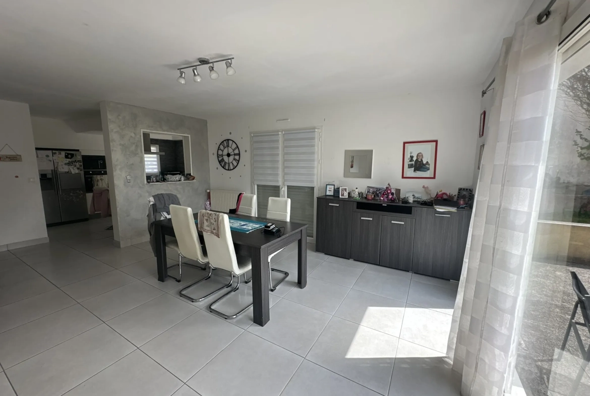 Maison familiale de 135 m² avec jardin à Saint-Barthélémy dans le Morbihan 