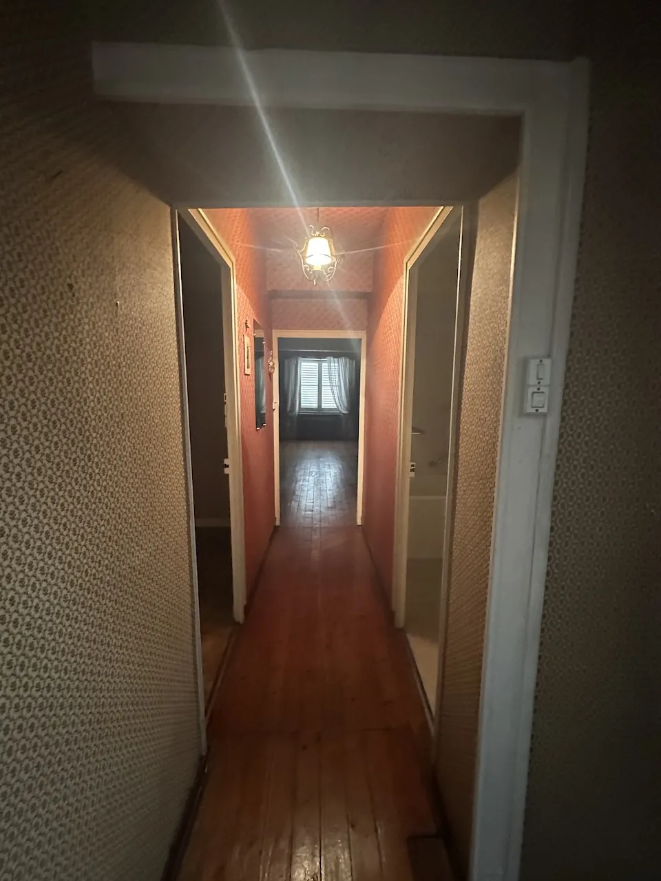 Maison de ville à vendre à Marcigny - Rénovation avec potentiel, 3 chambres, chauffage gaz 
