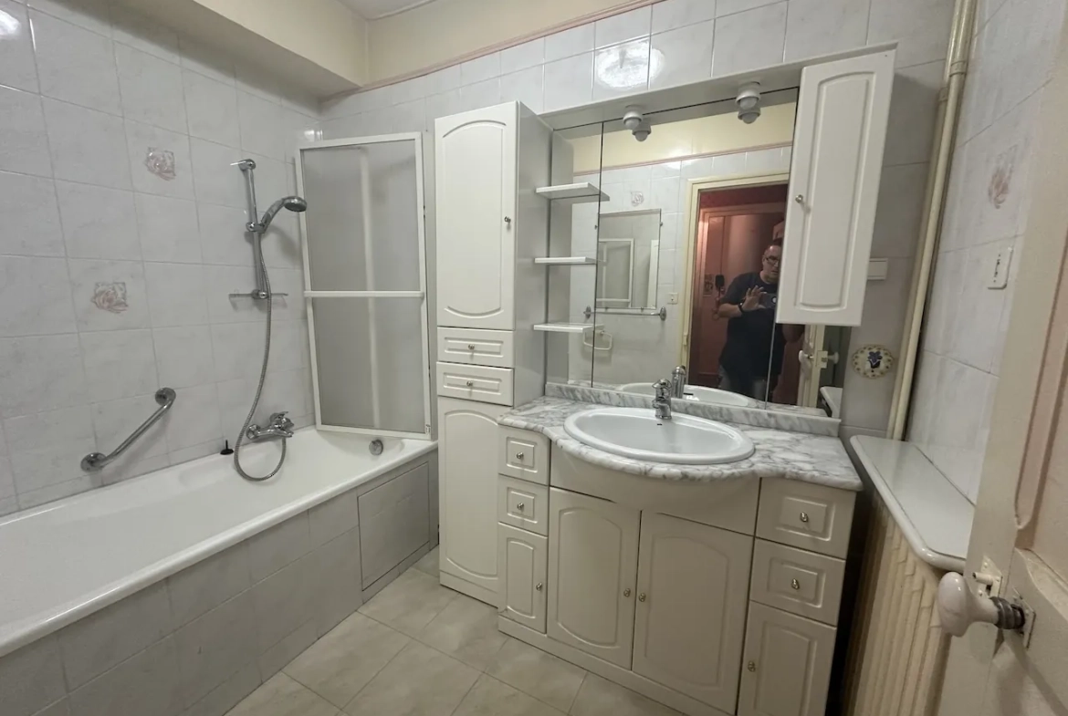 Maison de ville à vendre à Marcigny - Rénovation avec potentiel, 3 chambres, chauffage gaz 