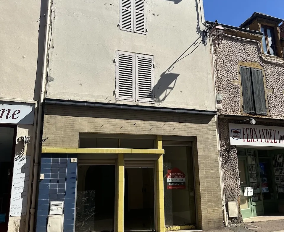 Maison de ville à vendre à Marcigny - Rénovation avec potentiel, 3 chambres, chauffage gaz 
