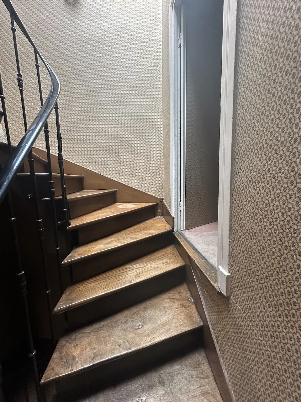 Maison de ville à vendre à Marcigny - Rénovation avec potentiel, 3 chambres, chauffage gaz 