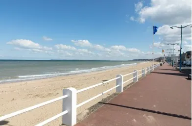 Terrain à bâtir viabilisé à Villers-sur-Mer près de Deauville 