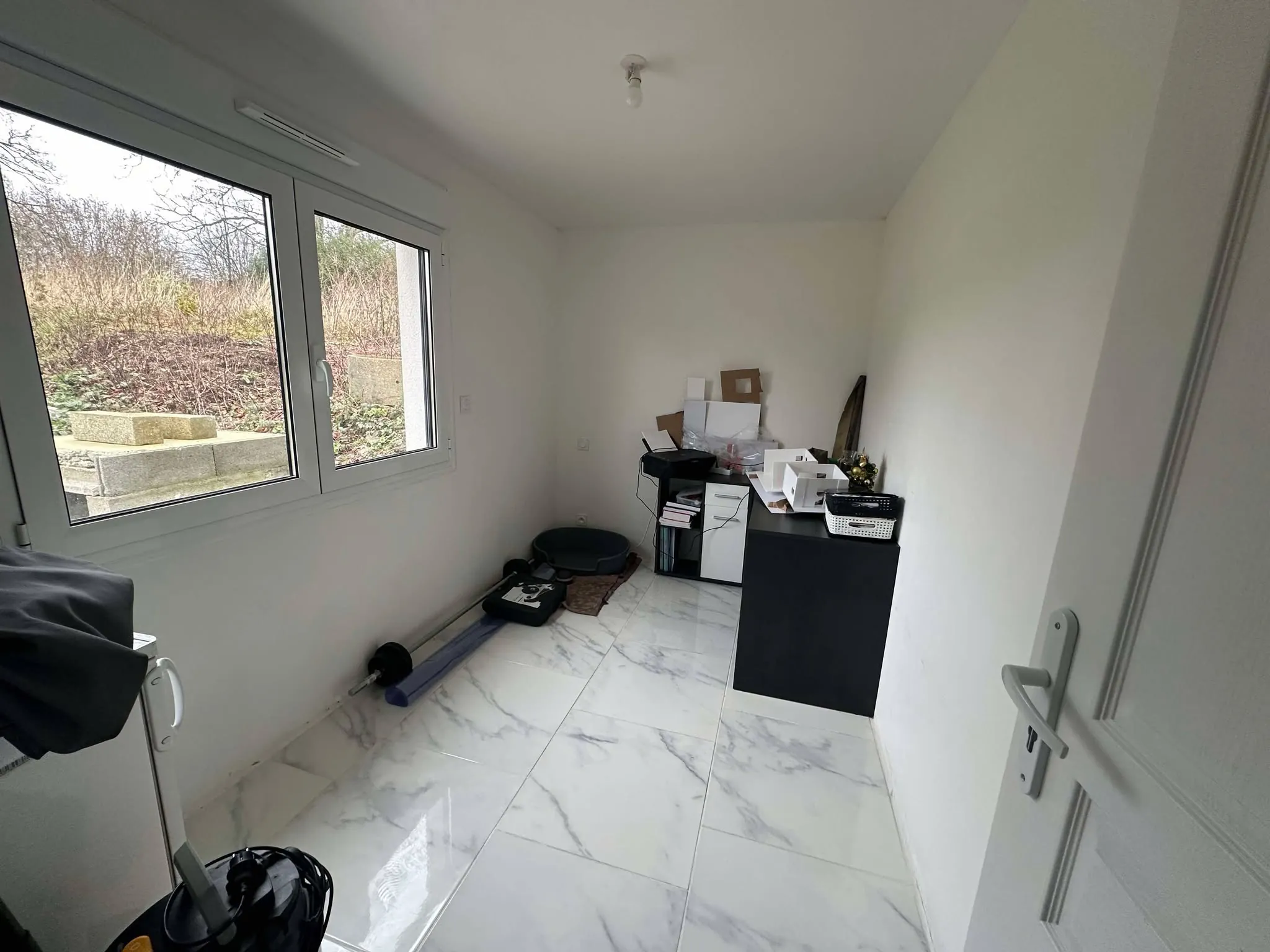 Maison à vendre à Moréac - 2 chambres, terrasse, terrain 1839 m² 