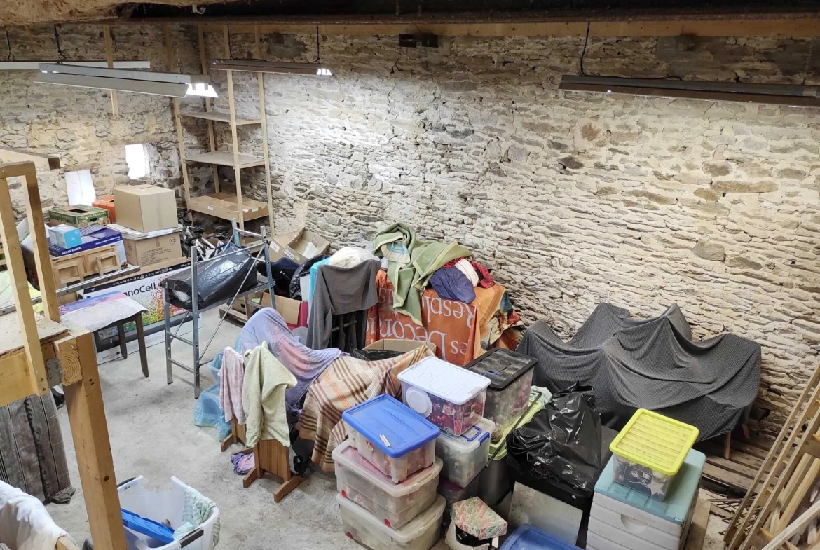 Maison à Heloup avec grande grange et terrain de 847 m² à vendre 
