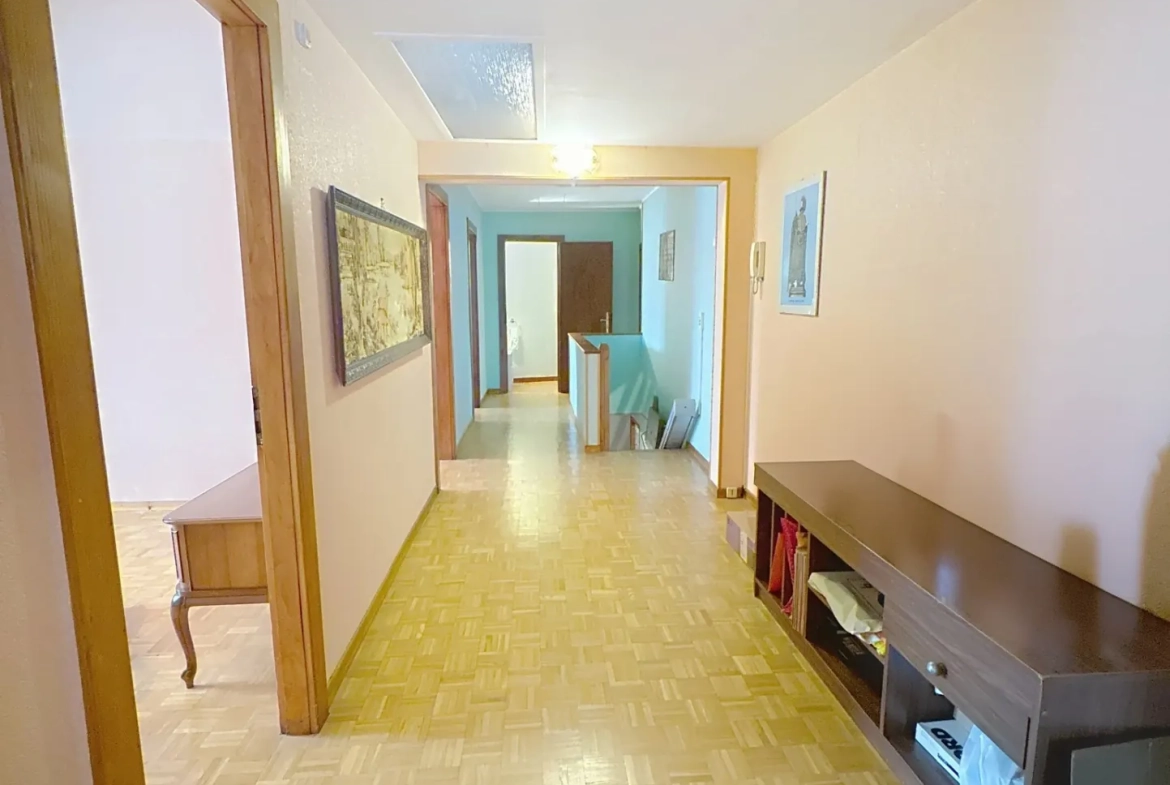 Maison à rafraîchir de 175 m² avec jardin à Rémilly - Opportunité à saisir 