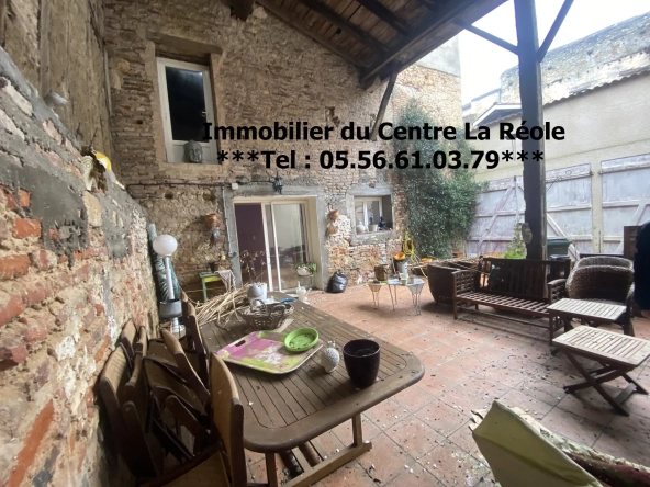Grande maison de ville de 320 m² avec 6 chambres à La Réole