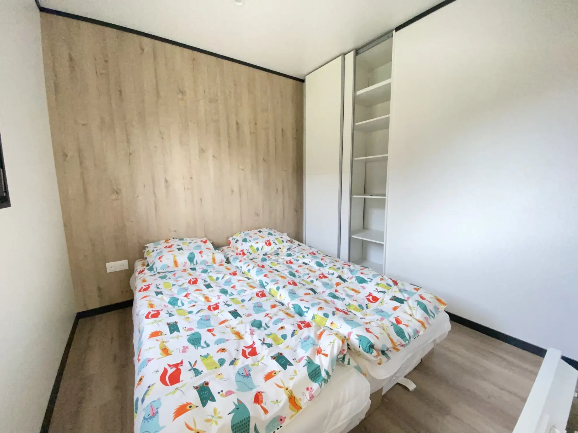 Maison écologique de 45 m² dans résidence de loisir à Manteyer 