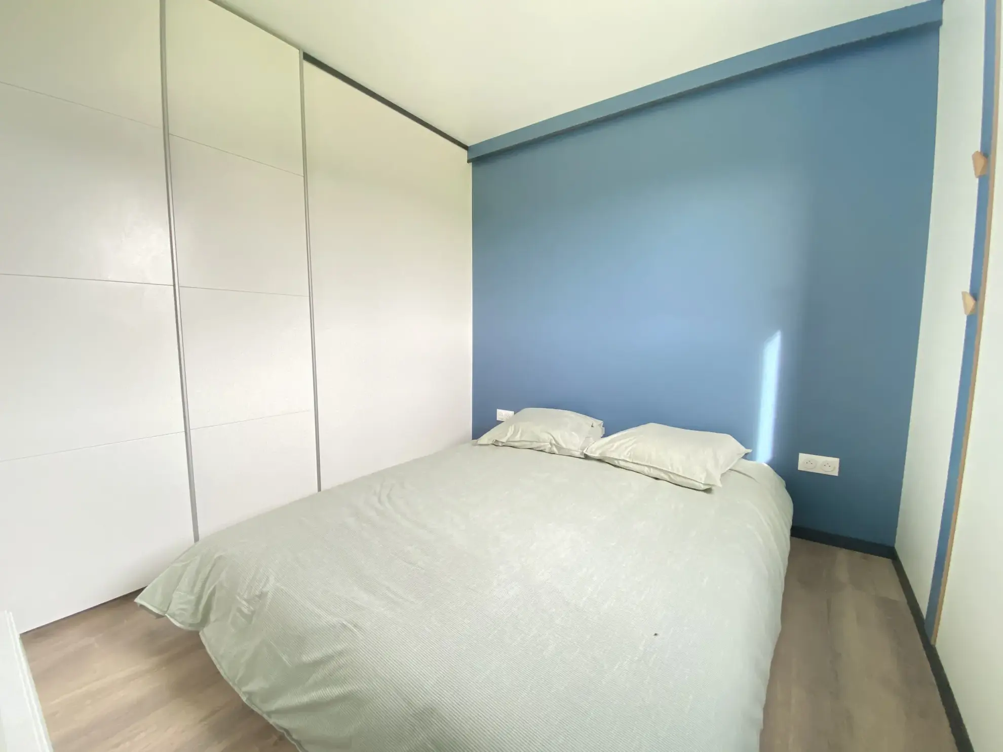 Maison écologique de 45 m² dans résidence de loisir à Manteyer 