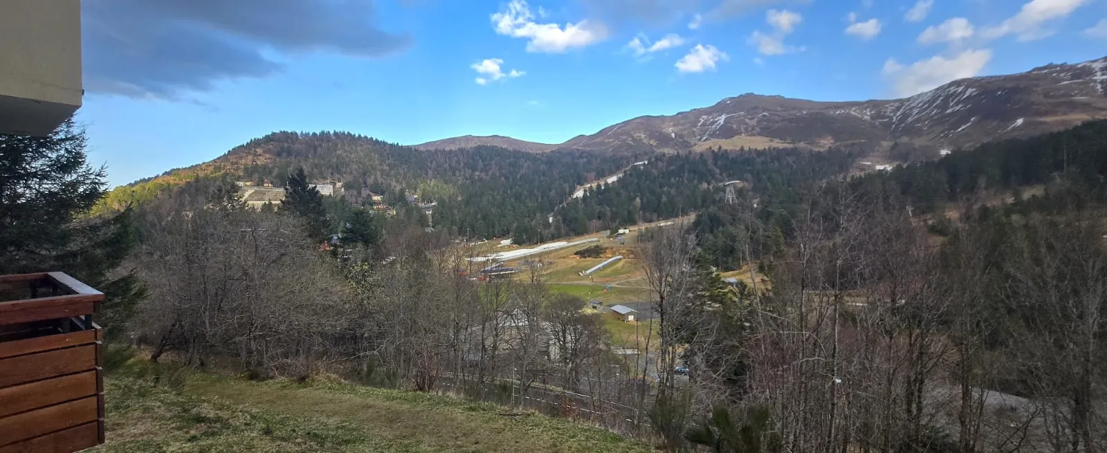 Appartement de 30 m² avec vue sur la station du Lioran - Investissement ou résidence 