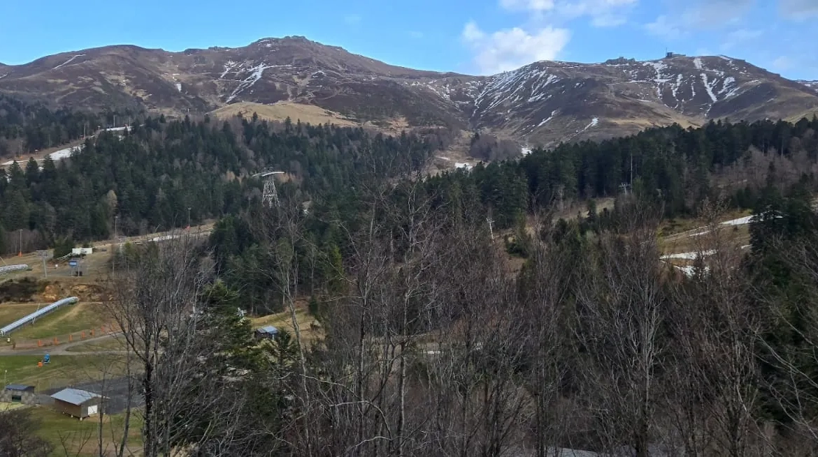 Appartement de 30 m² avec vue sur la station du Lioran - Investissement ou résidence 