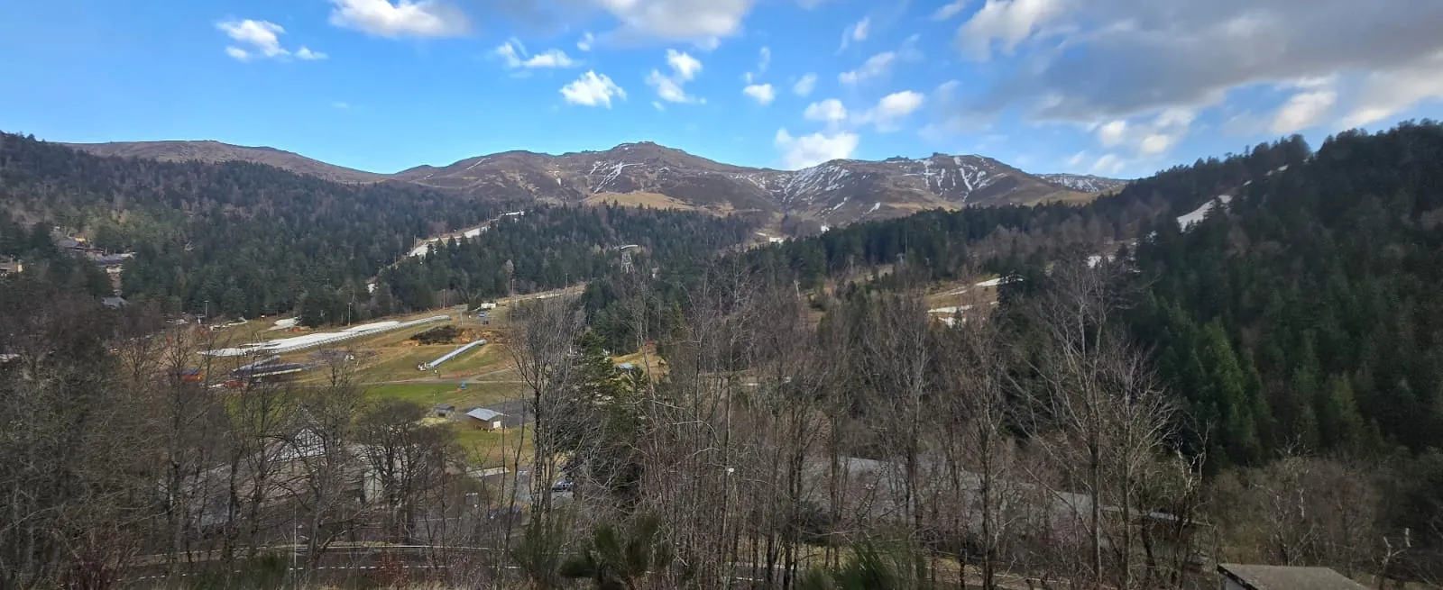 Appartement de 30 m² avec vue sur la station du Lioran - Investissement ou résidence 