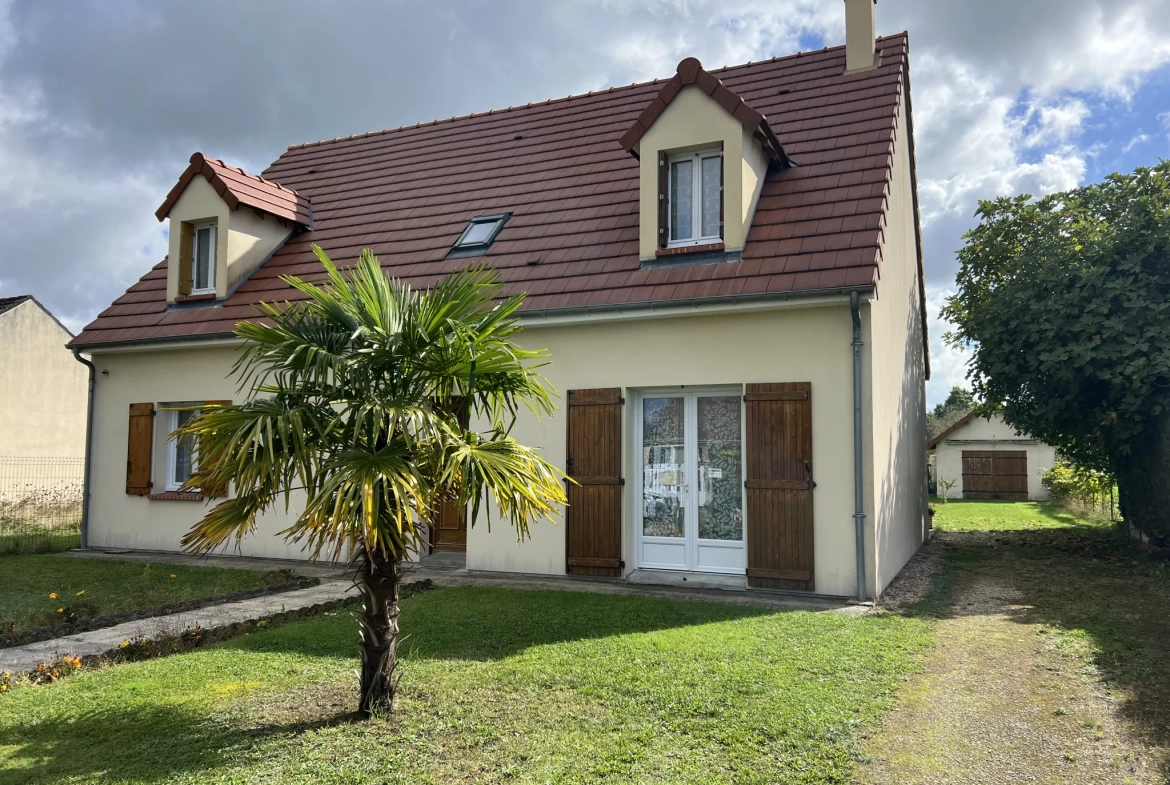 Maison 5 pièces avec jardin et garage à Aubigny-sur-Nère 