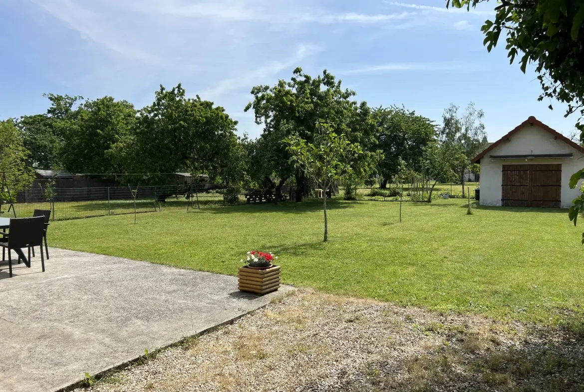 Maison 5 pièces avec jardin et garage à Aubigny-sur-Nère 
