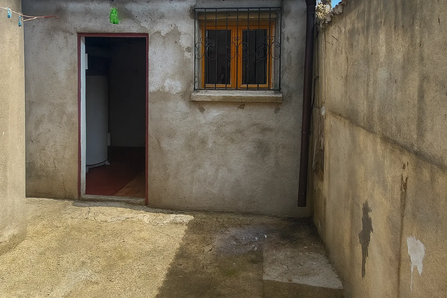 Maison à Gavisse de 155 m² avec jardin et potentiel d'aménagement 