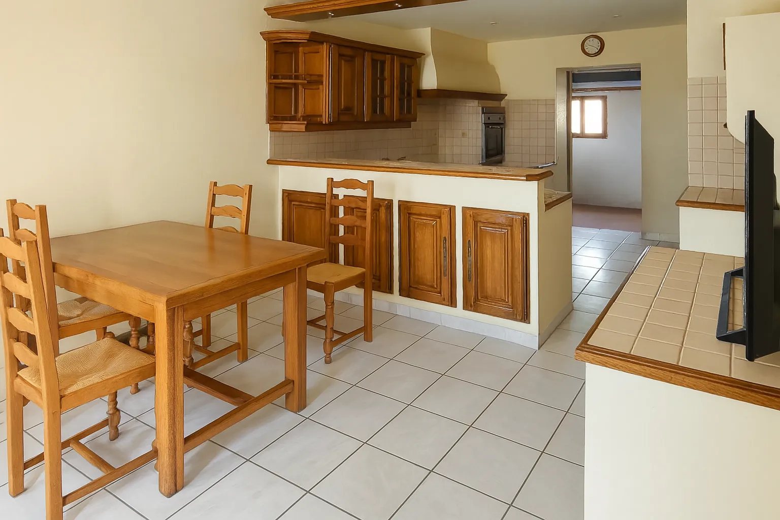 Maison à Gavisse de 155 m² avec jardin et potentiel d'aménagement 