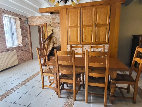 Maison à Epinac de 155 m² avec jardin, terrasse et potentiel d'aménagement