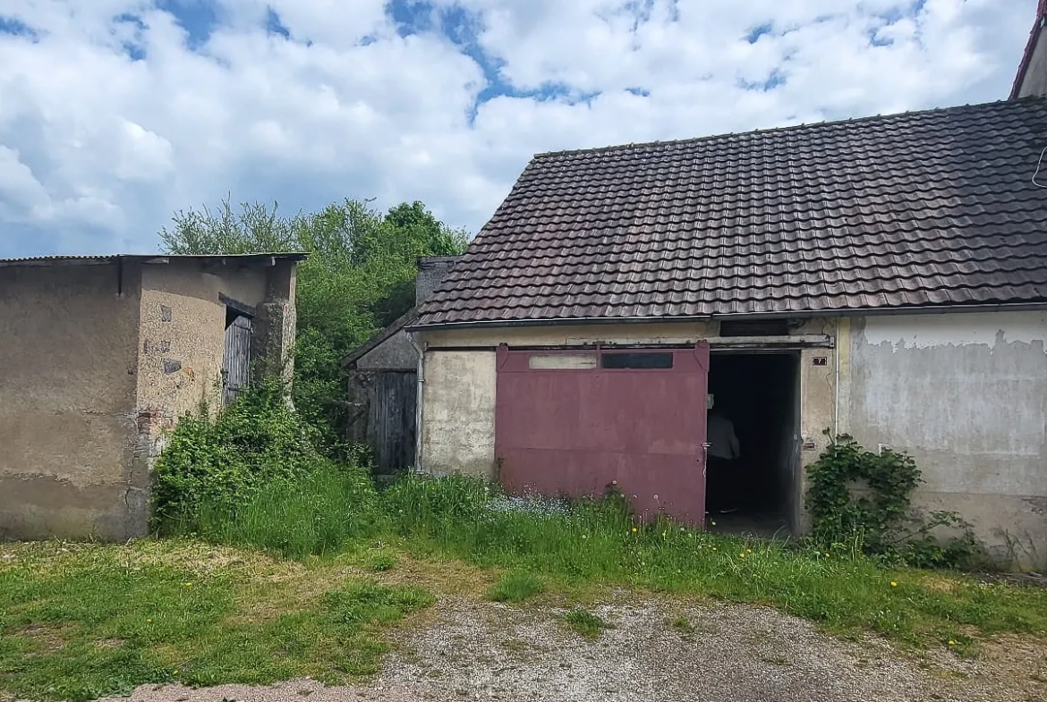 Maison à Epinac de 155 m² avec jardin, terrasse et potentiel d'aménagement 