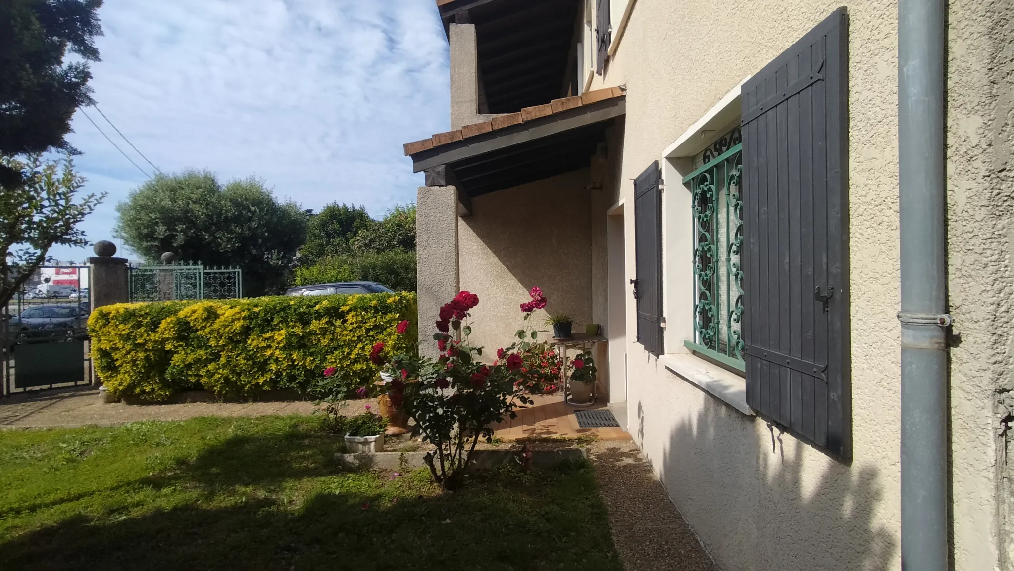 Maison T4 à Nîmes Ouest avec jardin, garage et grande terrasse 