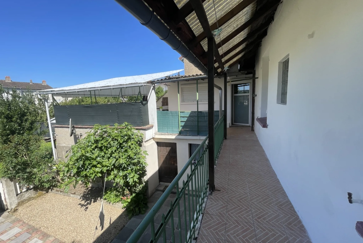 Appartement duplex 2 chambres avec terrasse à Hayange 