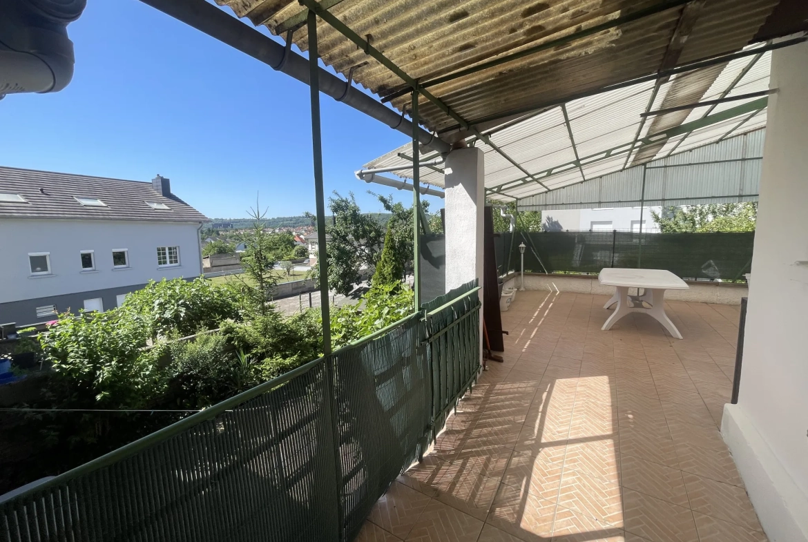 Appartement duplex 2 chambres avec terrasse à Hayange 