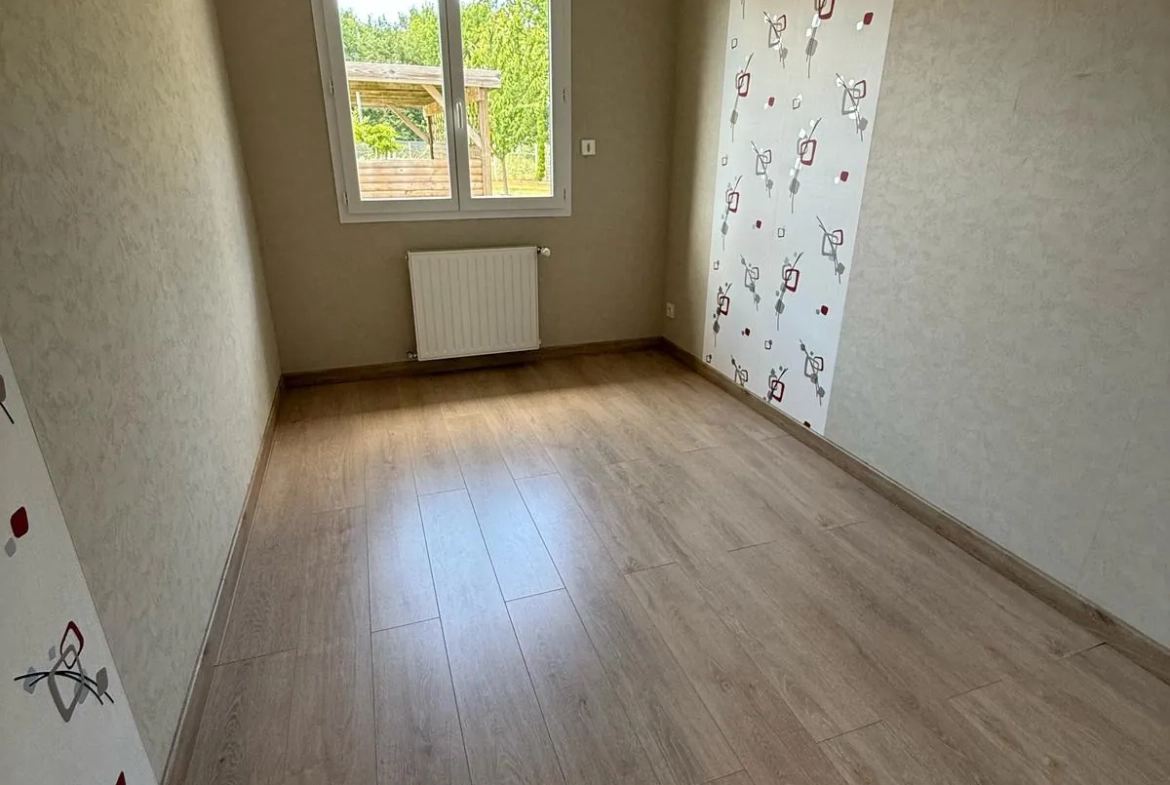 Maison récente de plain-pied avec garage et jardin clos à Bellerive-sur-Allier 