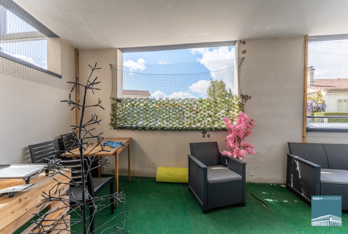 Appartement T3 de 58 m² avec balcon et parking à Parempuyre 