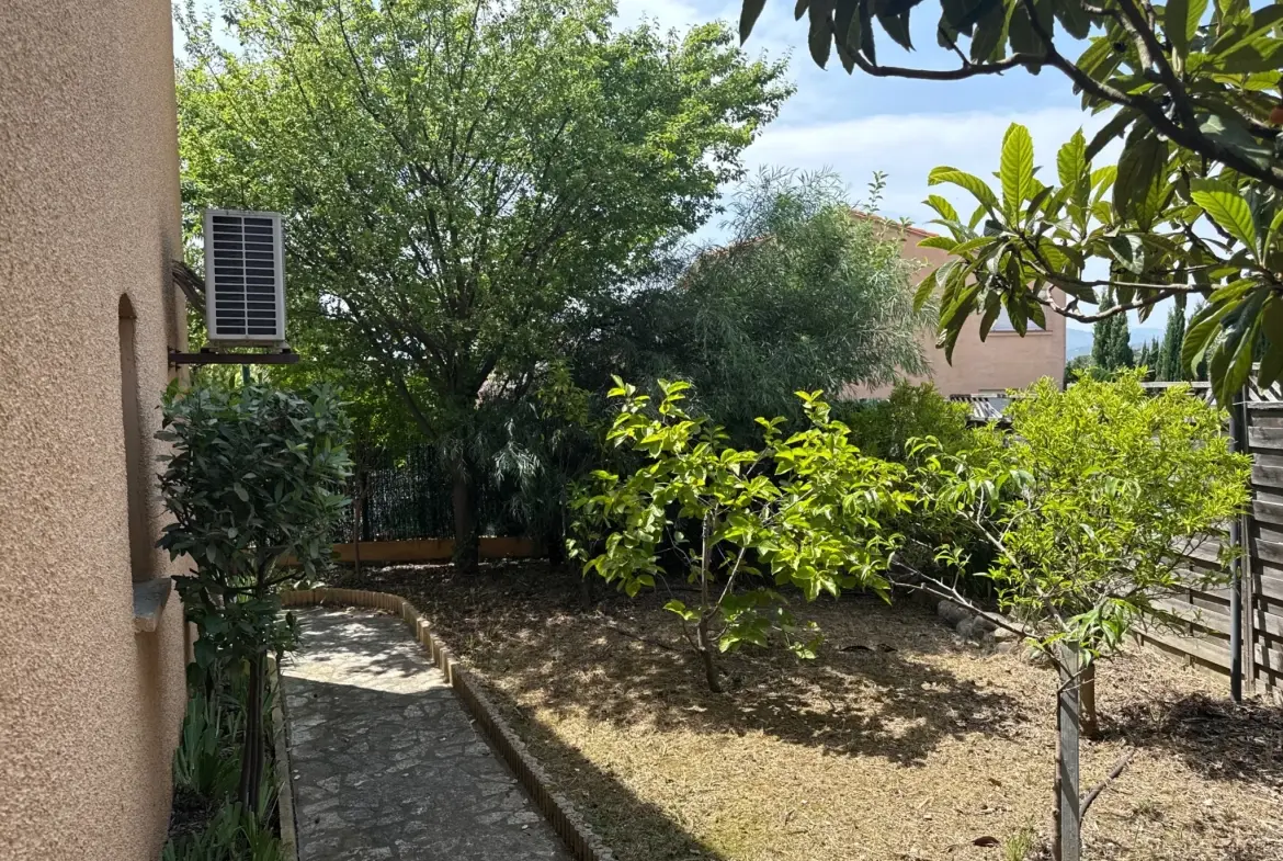 Villa 6 pièces avec appartement à Céret - 143 m² avec jardin et garage 