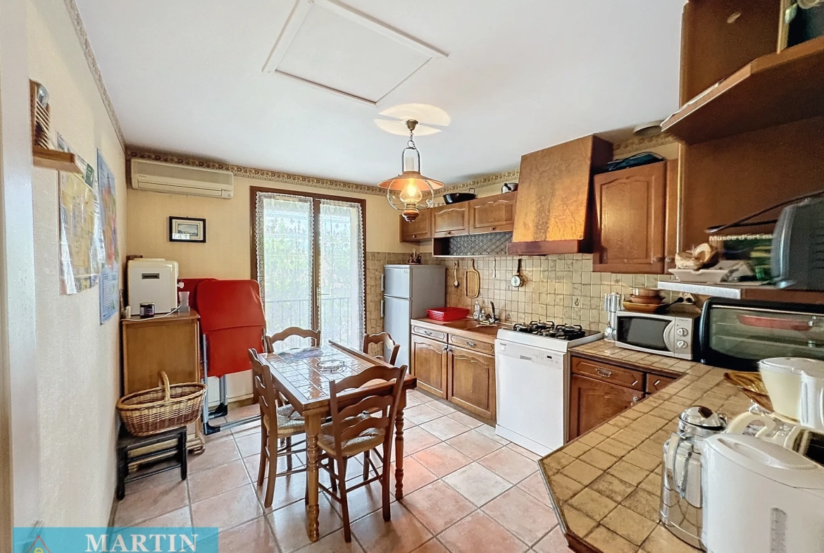 Villa 6 pièces avec appartement à Céret - 143 m² avec jardin et garage 