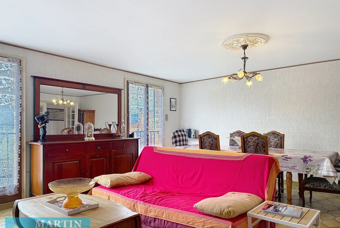 Villa 6 pièces avec appartement à Céret - 143 m² avec jardin et garage 