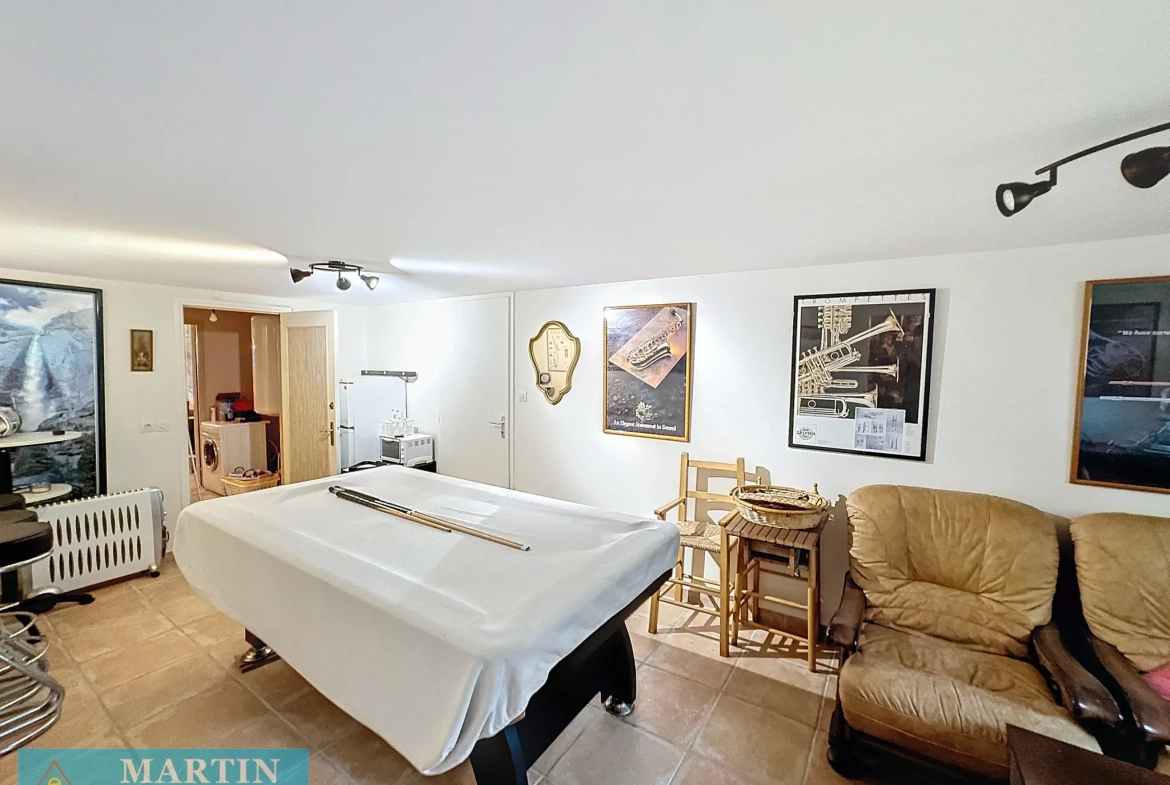 Villa 6 pièces avec appartement à Céret - 143 m² avec jardin et garage 