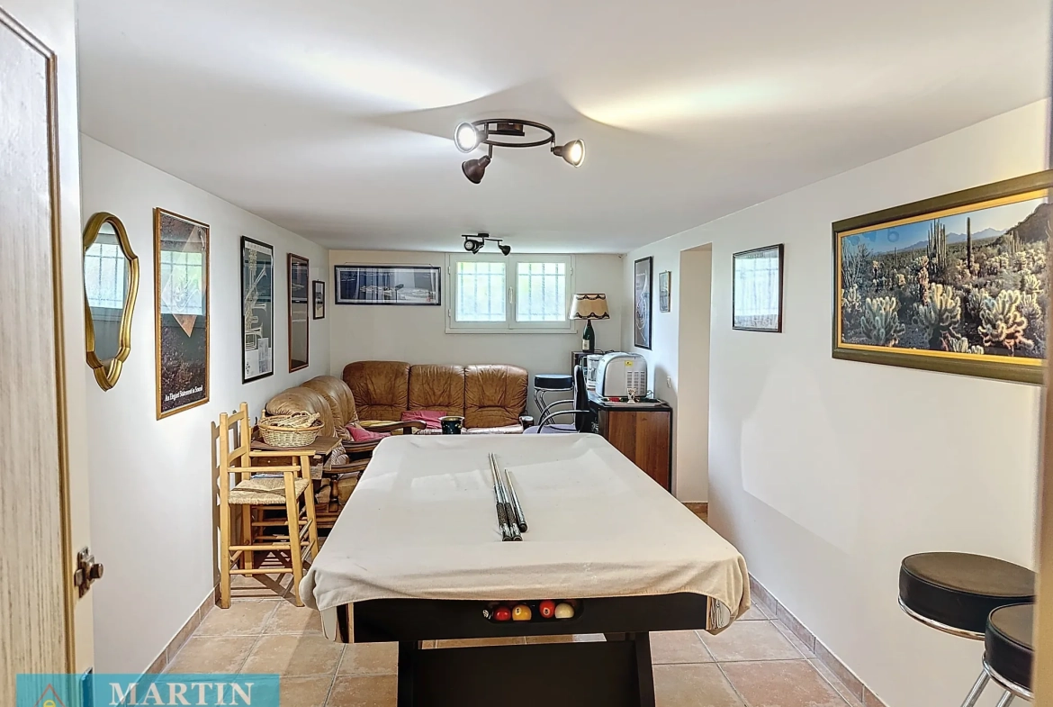 Villa 6 pièces avec appartement à Céret - 143 m² avec jardin et garage 