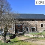 Maison de 200m² avec dépendances et vue sur la vallée de la Sioule à Servant