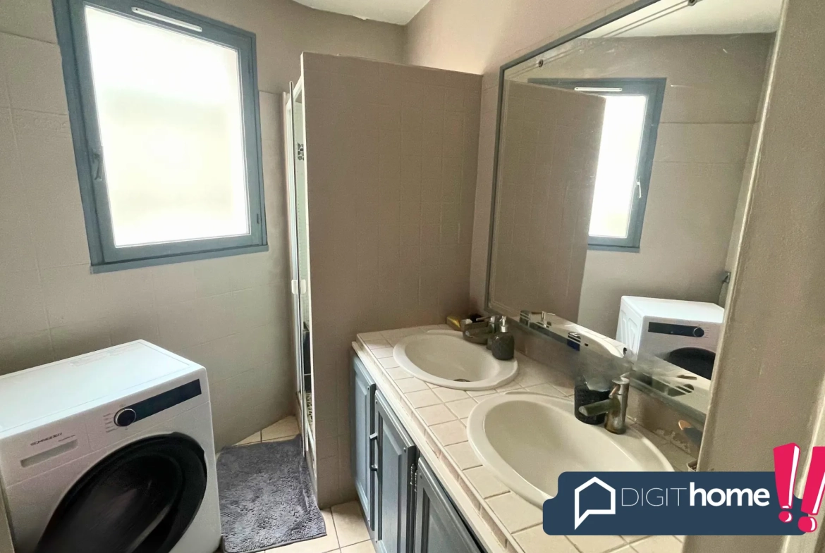À vendre appartement lumineux de 82 m² au centre de Toulon avec balcon et cave 