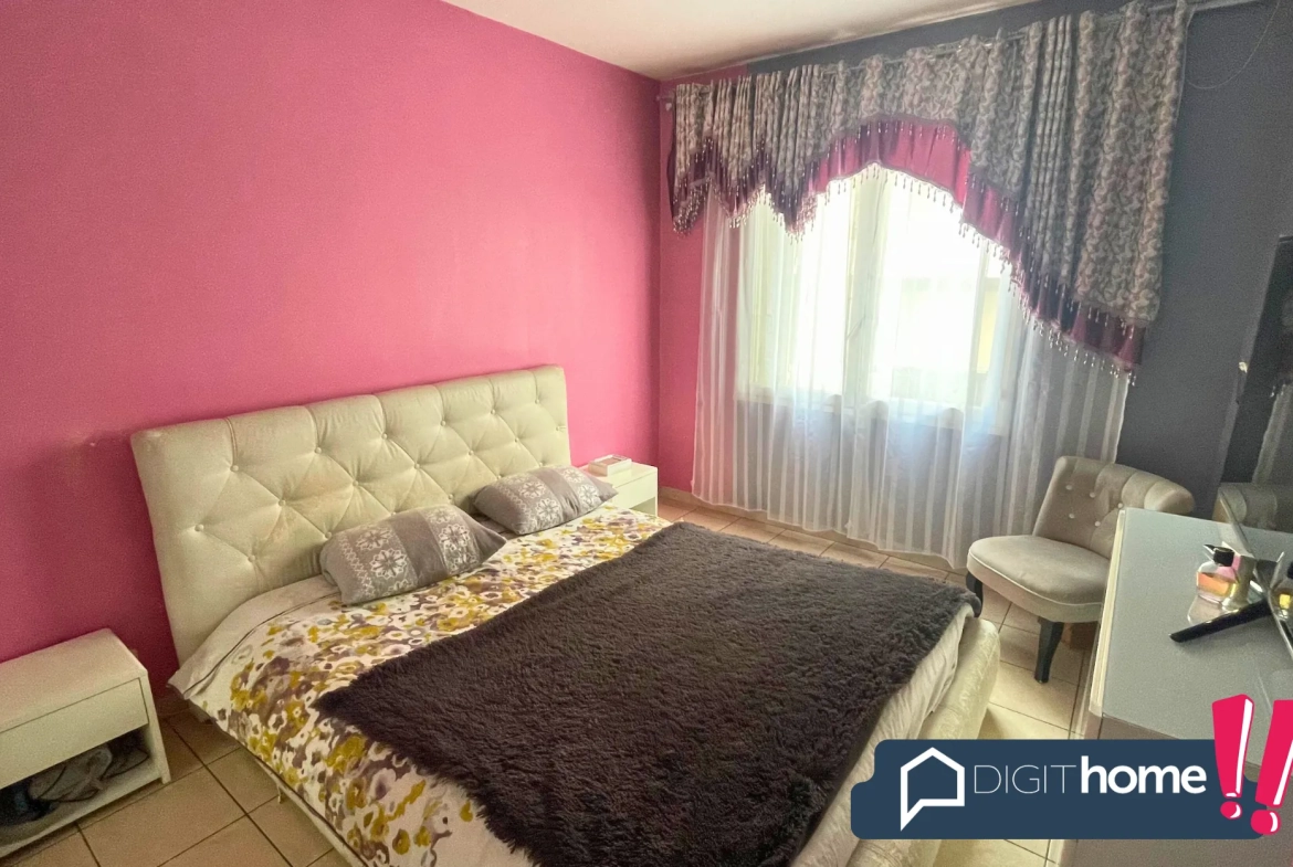 À vendre appartement lumineux de 82 m² au centre de Toulon avec balcon et cave 