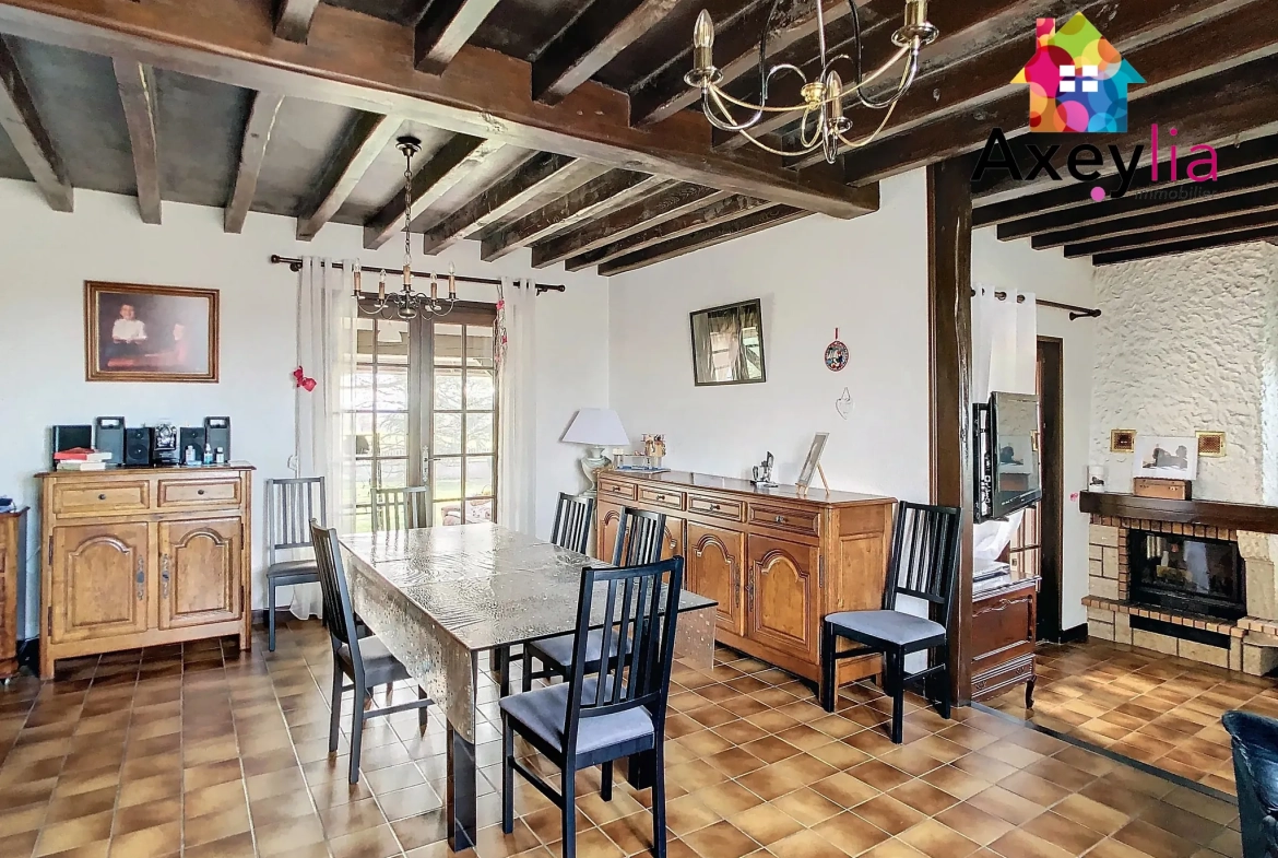 Maison à vendre à Mably avec 4 chambres, grand terrain et garage - Opportunité rare 