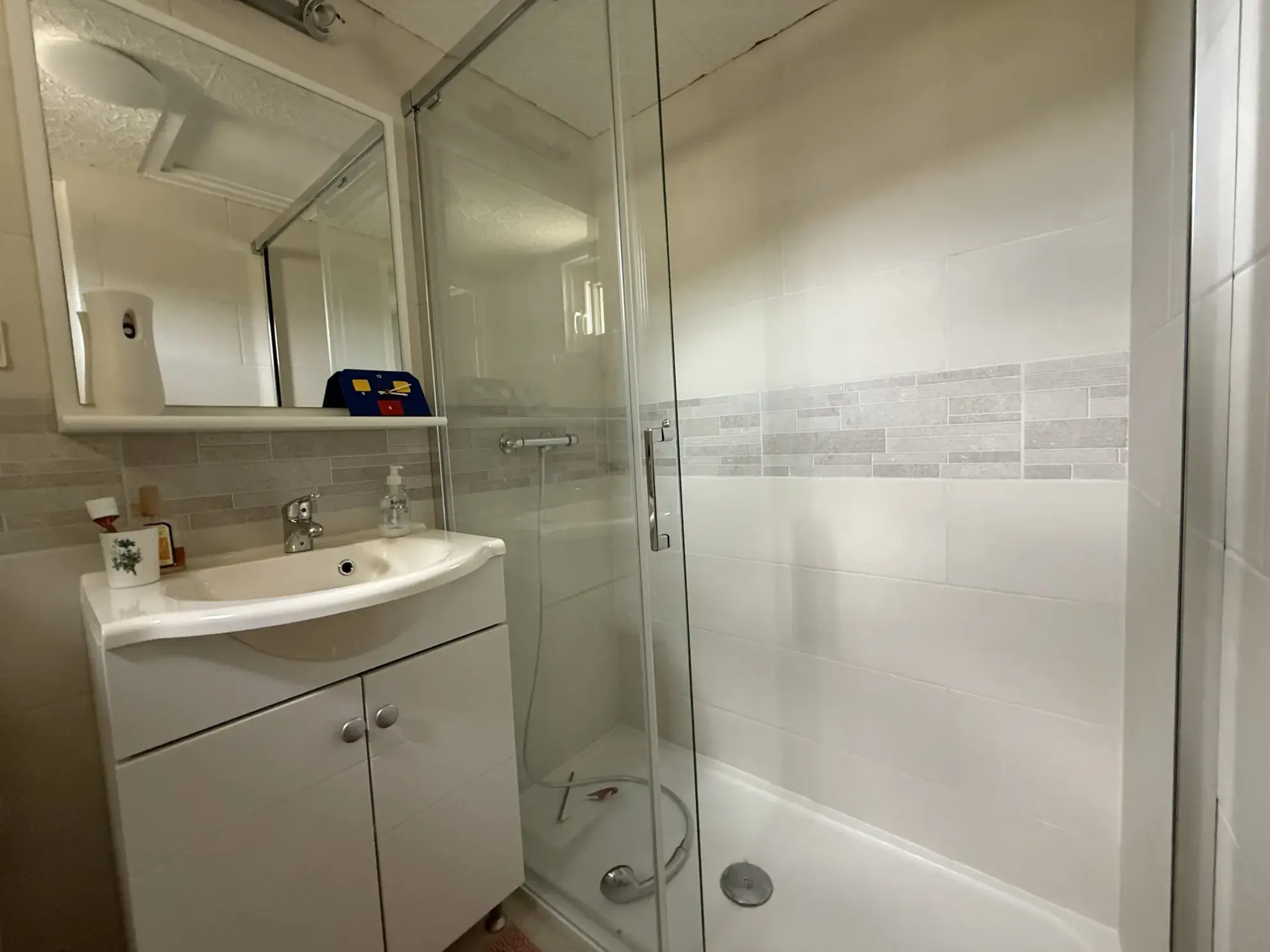 Belle maison familiale de 187 m² à Pontchardon, terrain clos et rénovations possibles 