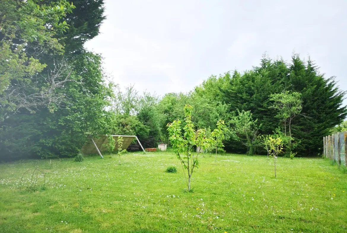 Corps de ferme à rénover de 220 m² en Essonne avec terrain de 2438 m² 
