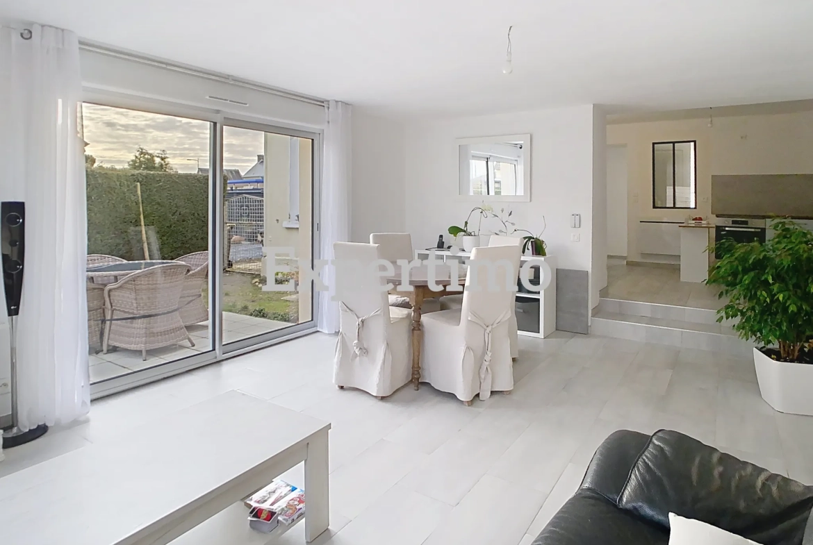 Maison rénovée de 66 m² avec jardin et parking à Hottot-les-Bagues 