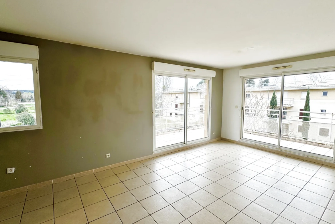 Appartement lumineux avec terrasse et piscine à Avignon - 85 m² 