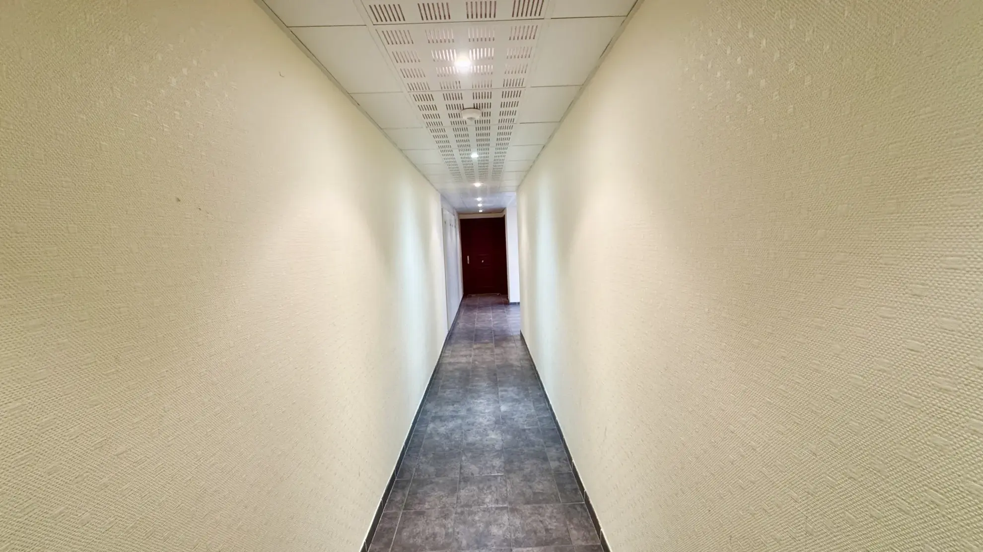 Appartement lumineux avec terrasse et piscine à Avignon - 85 m² 