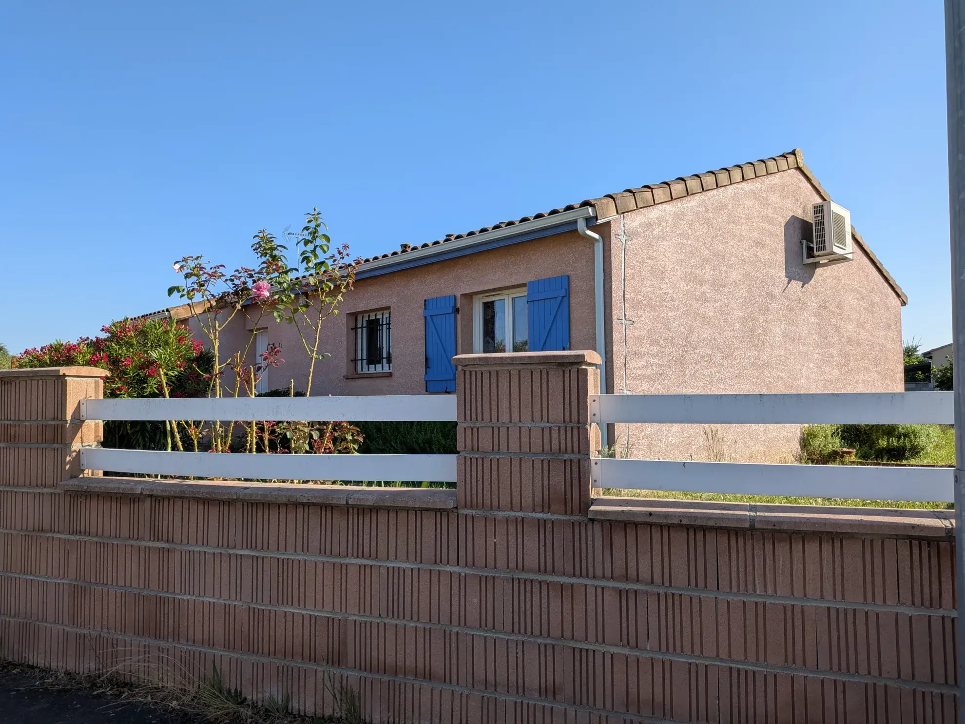 Maison de plain-pied à Gaillac avec jardin, 3 chambres, construction 2008 