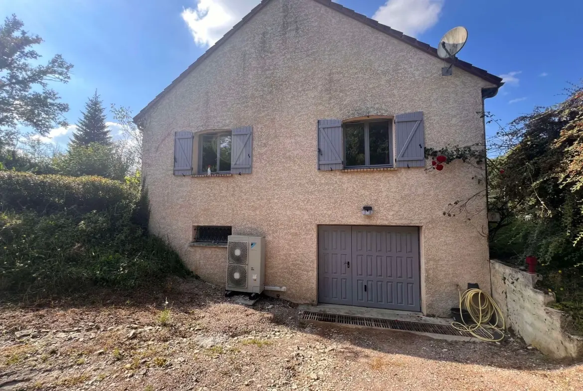 Charmant pavillon avec piscine à Beauvoir, proche d'Auxerre et Toucy 