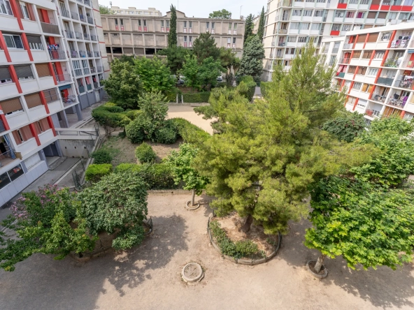 Appartement 4 pièces lumineux avec balcon à Marseille Belle de Mai