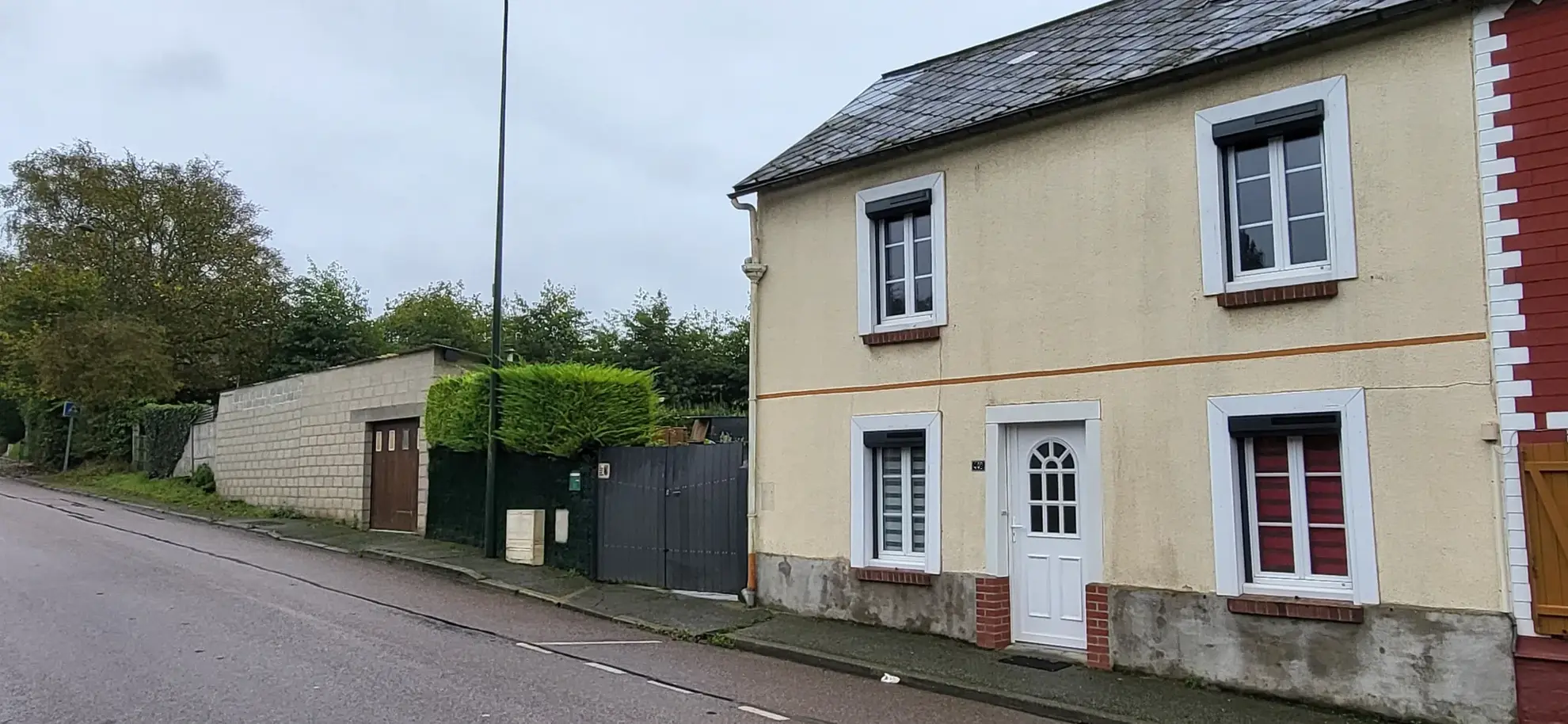 Maison à vendre à Envermeu - 3 chambres, garage, terrain 592 m² 